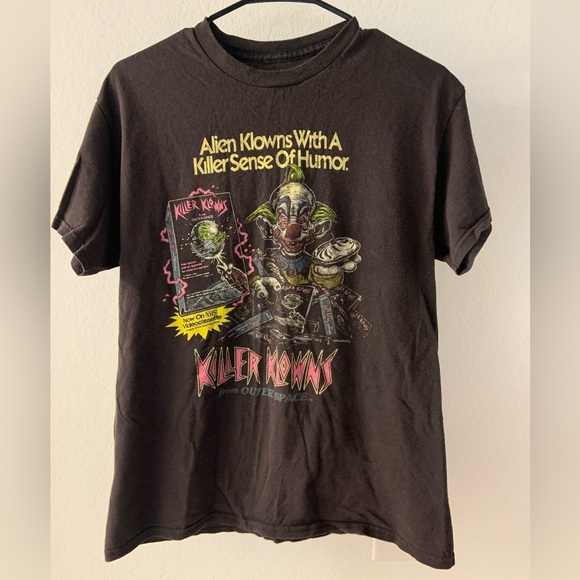Retro Killer Klowns From Outer Space Graphic Tee - Picture 2 of 4